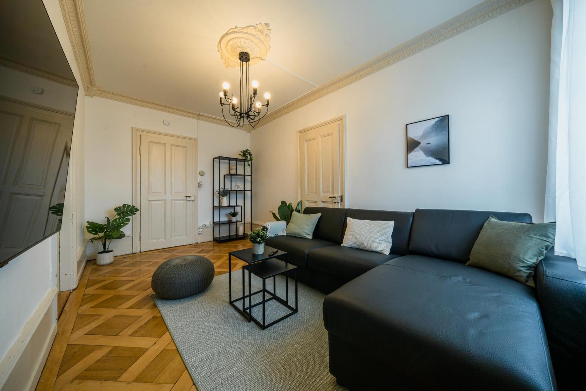 Apartment With Rooftop Terrace Biel